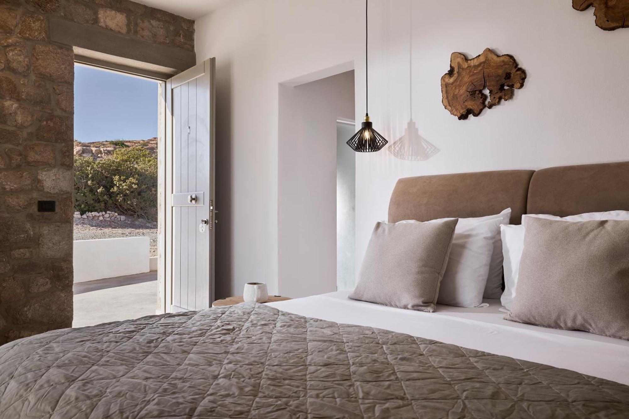 Kedros Milos Suites Adamantas  Ruang foto