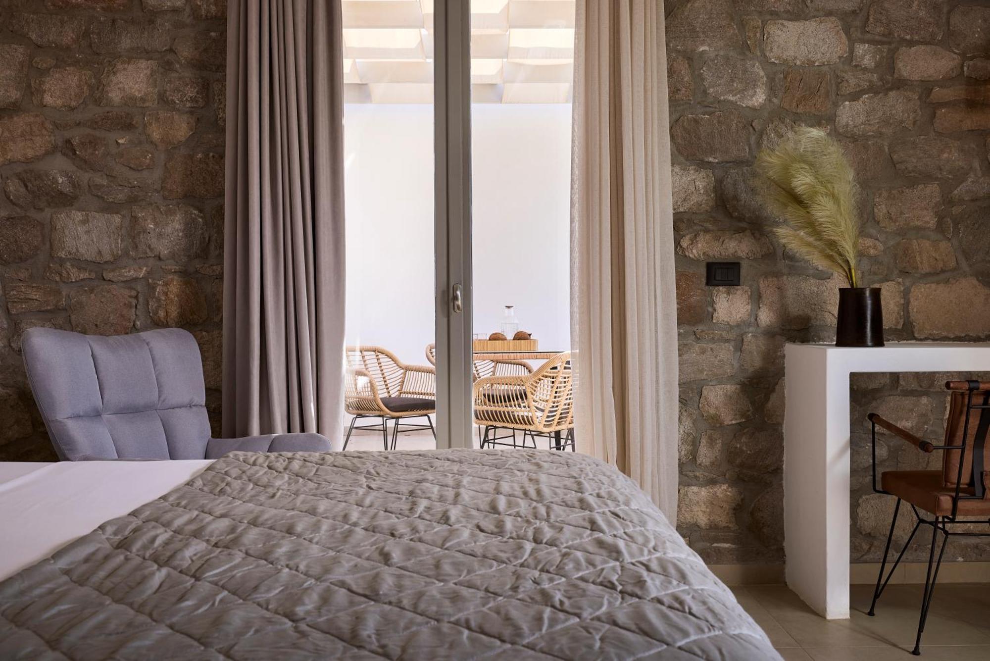 Kedros Milos Suites Adamantas  Ruang foto